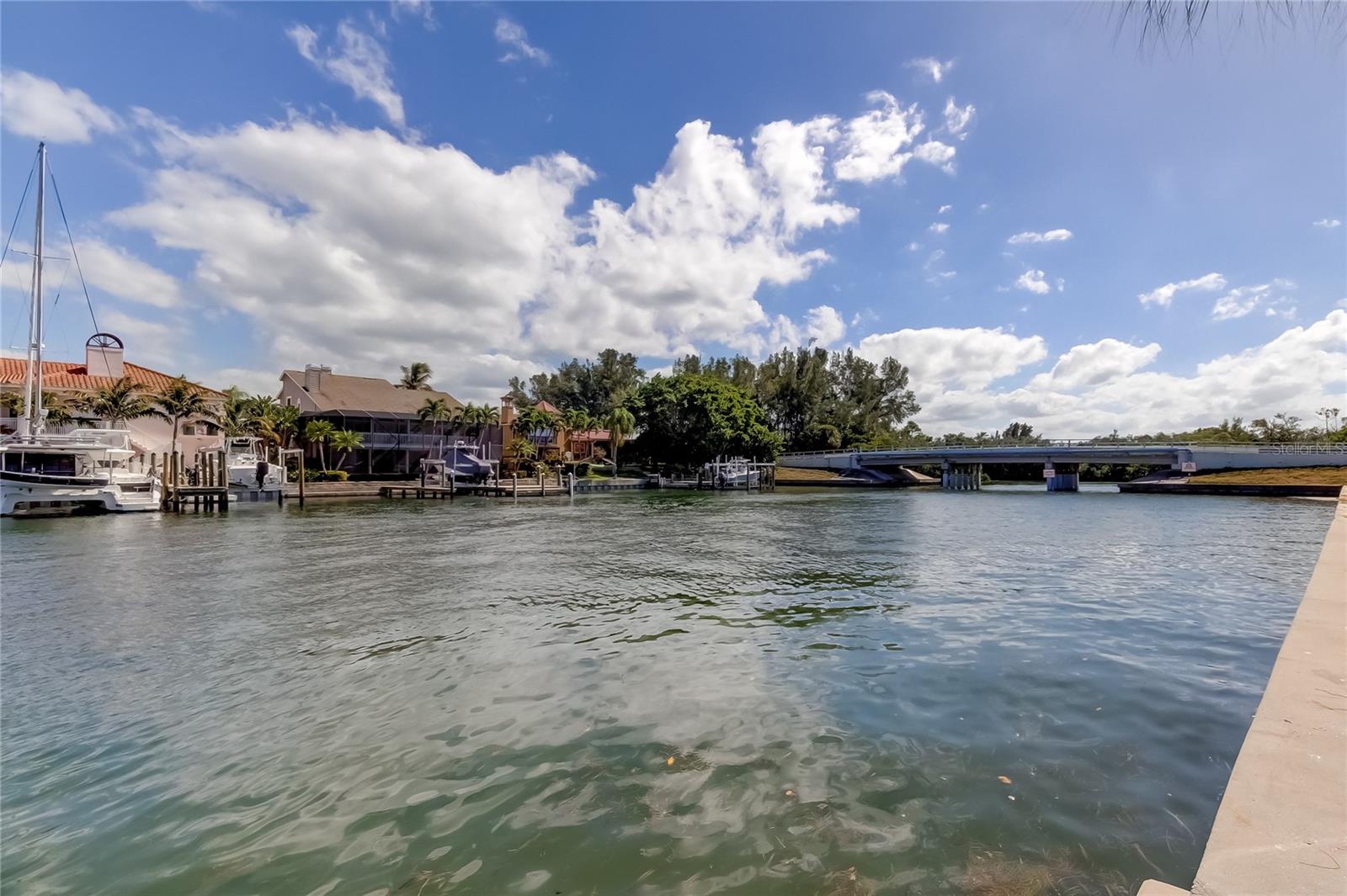 1125 PINELLAS BAYWAY S #304, ST PETERSBURG, FL, 33715
