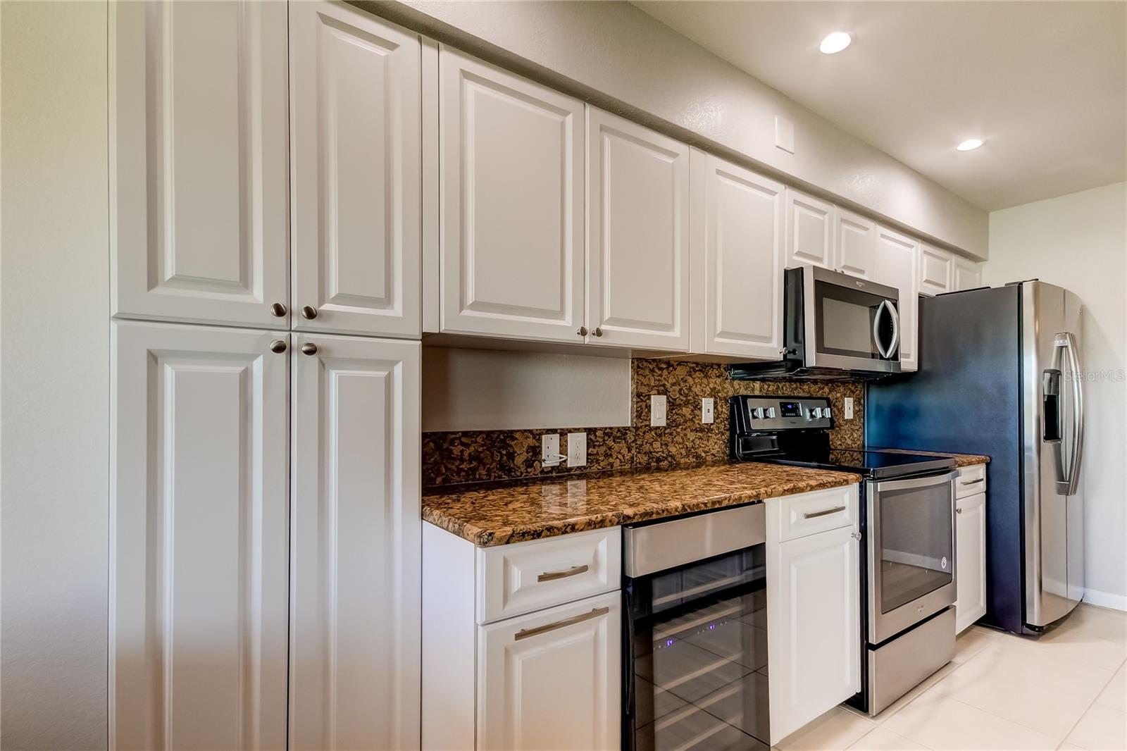 1125 PINELLAS BAYWAY S #304, ST PETERSBURG, FL, 33715