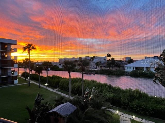 300 COLUMBIA DR #305-2, CAPE CANAVERAL, FL, 32920