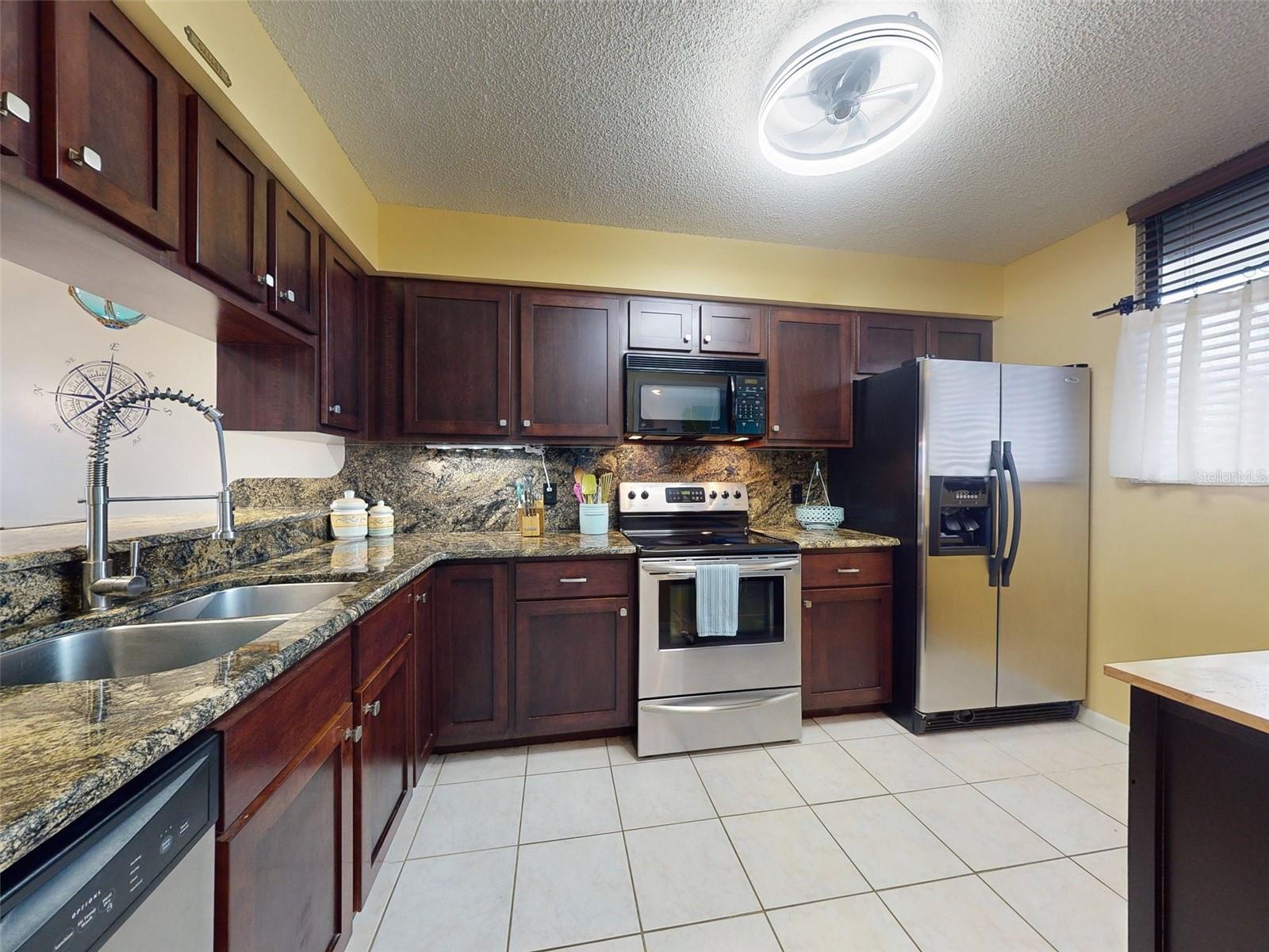 300 COLUMBIA DR #305-2, CAPE CANAVERAL, FL, 32920