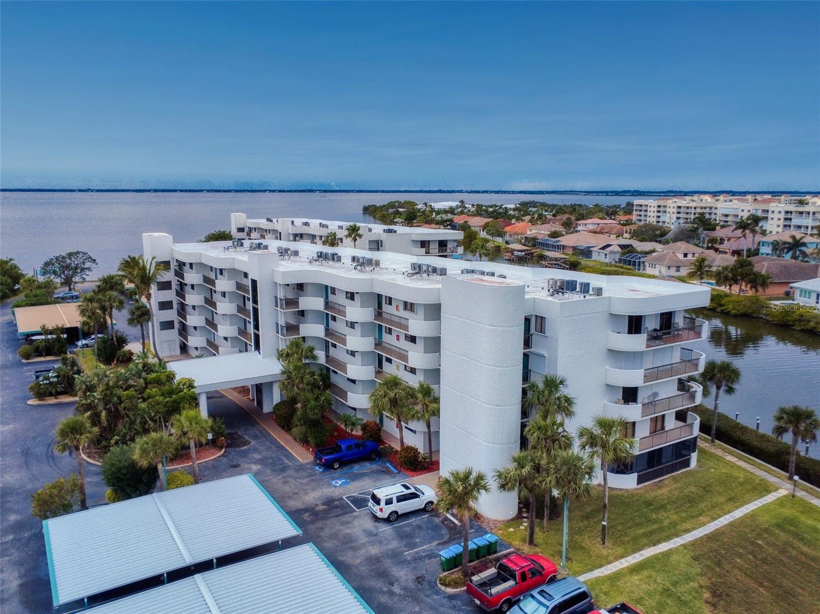 300 COLUMBIA DR #305-2, CAPE CANAVERAL, FL, 32920