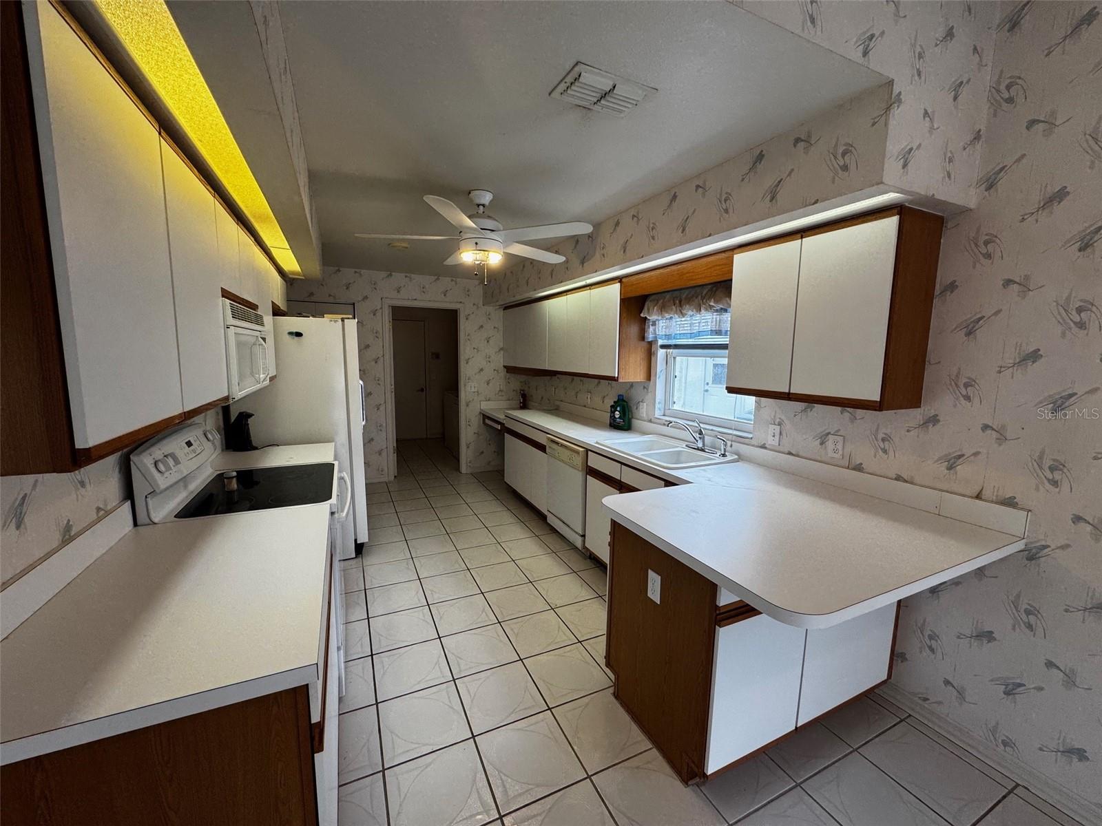 2290 SILVER RE DR, LAKELAND, FL, 33810