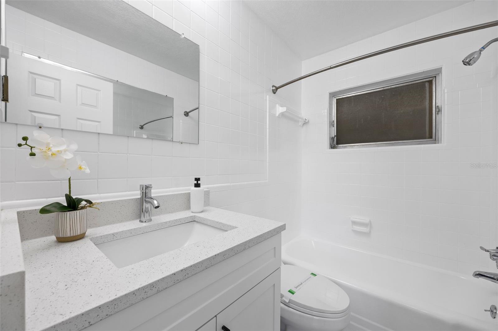2400 KEENE PARK DR, LARGO, FL, 33771
