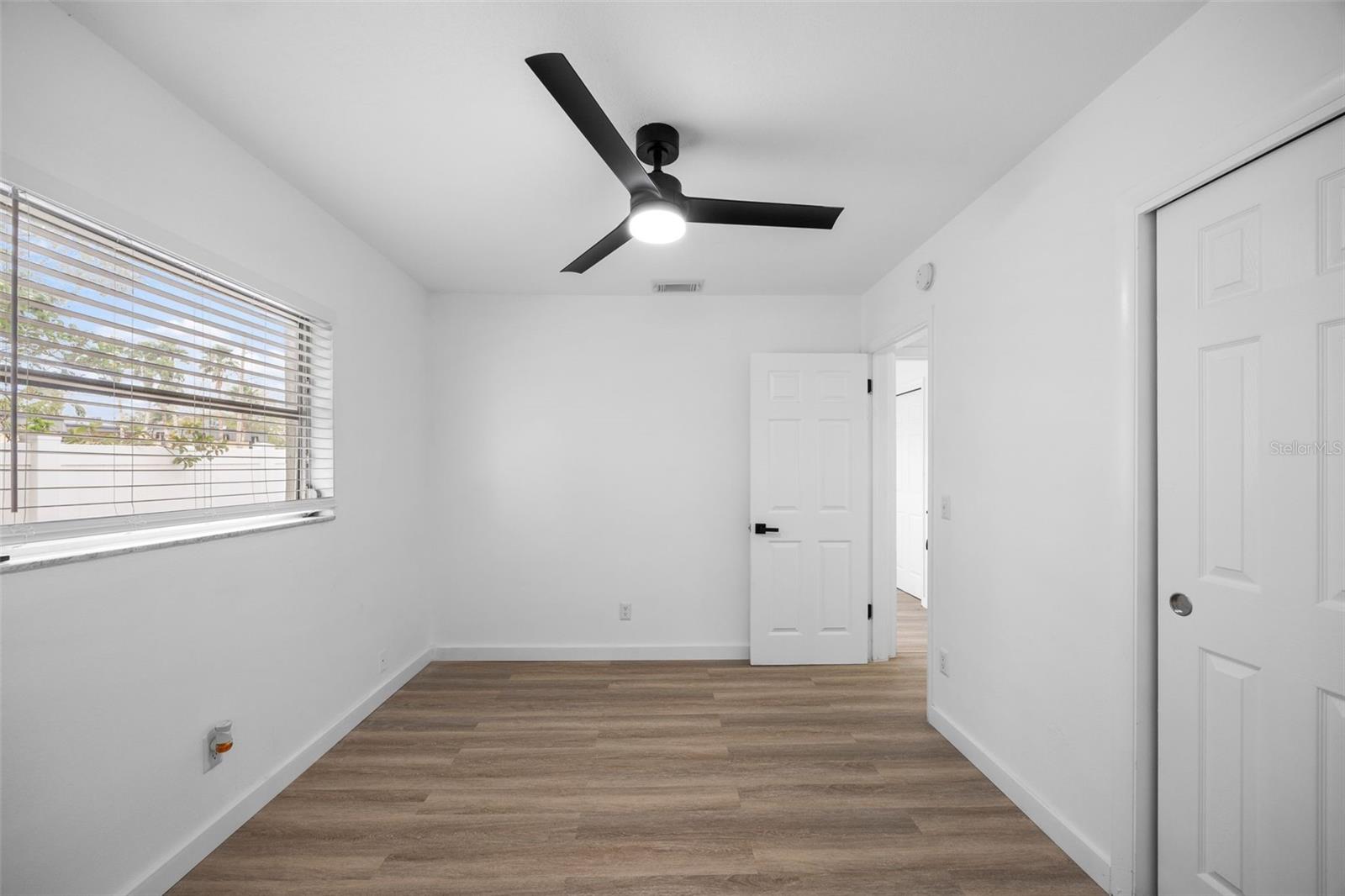 2400 KEENE PARK DR, LARGO, FL, 33771