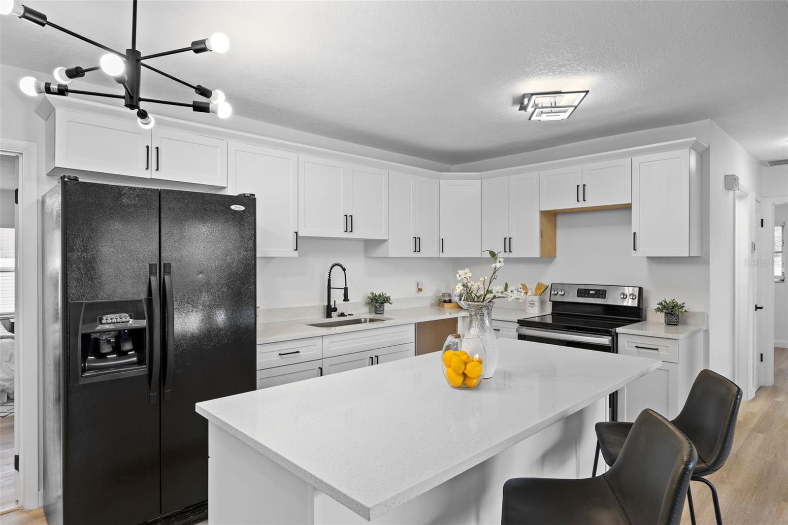 2400 KEENE PARK DR, LARGO, FL, 33771
