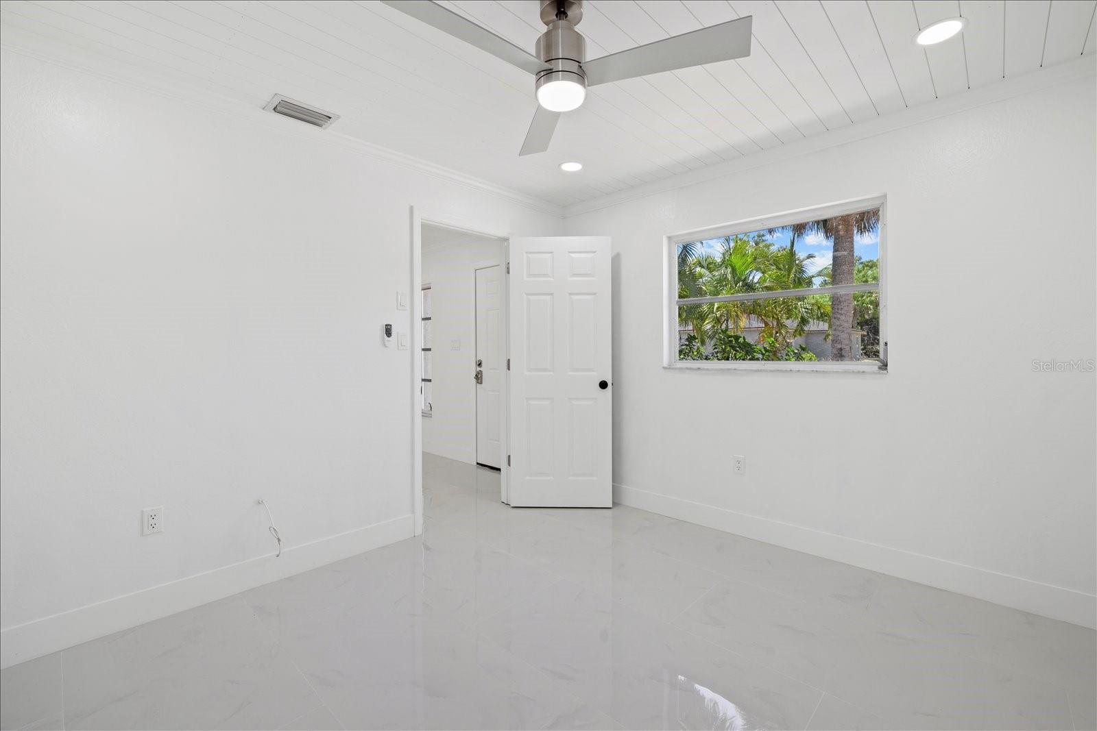 18292 ROBINSON AVE, PORT CHARLOTTE, FL, 33948