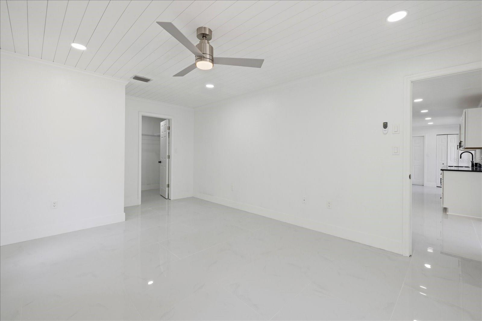 18292 ROBINSON AVE, PORT CHARLOTTE, FL, 33948