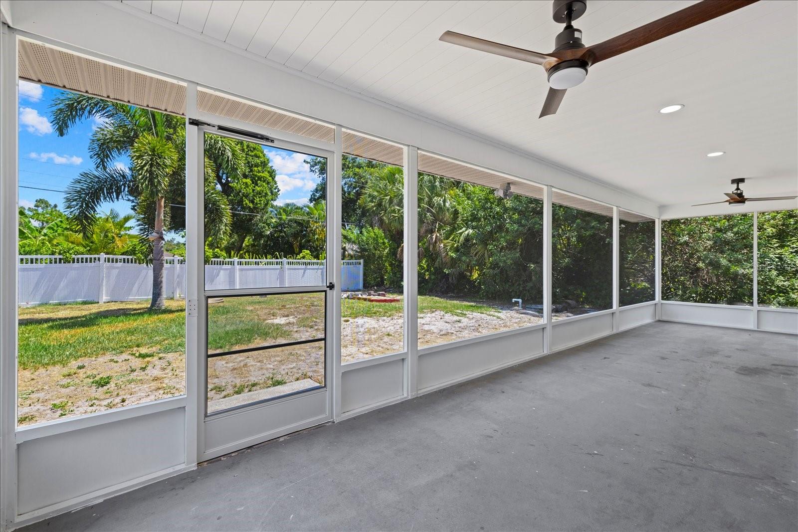 18292 ROBINSON AVE, PORT CHARLOTTE, FL, 33948