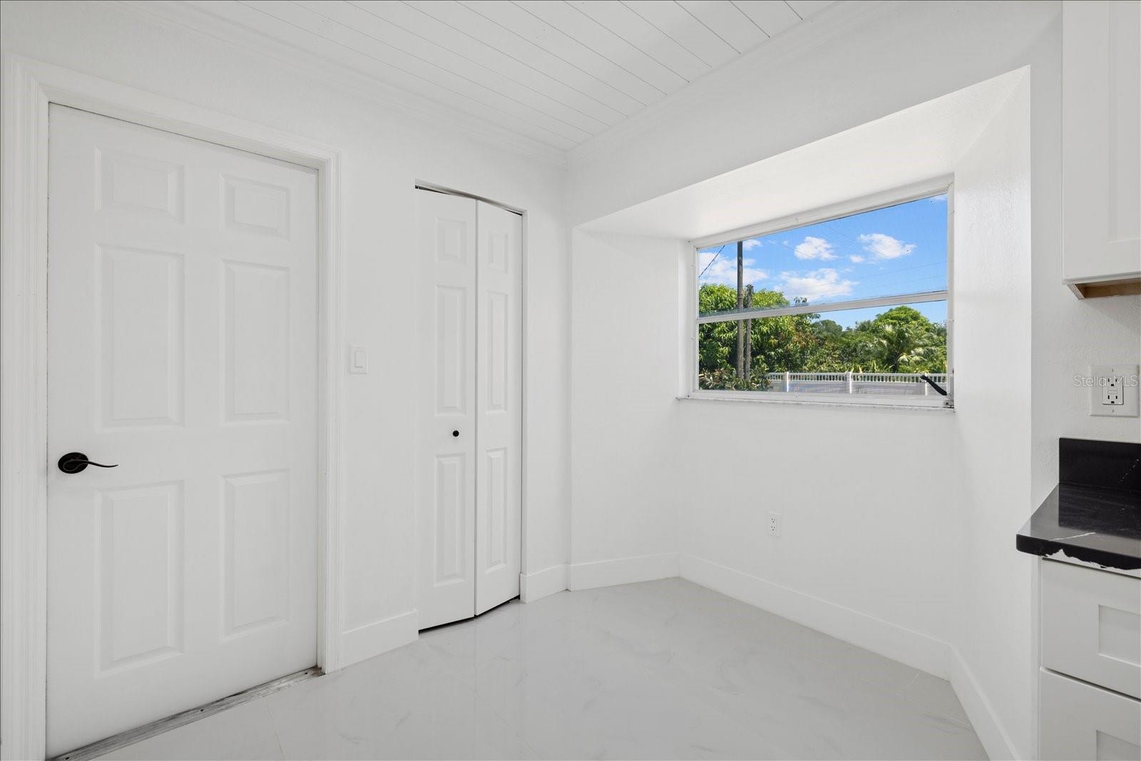 18292 ROBINSON AVE, PORT CHARLOTTE, FL, 33948