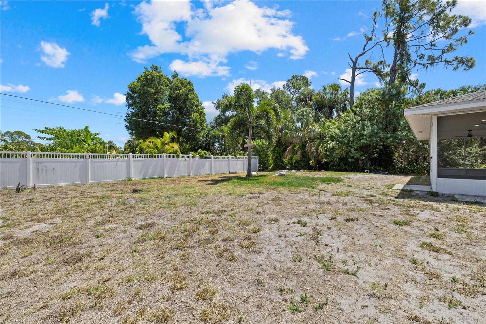 18292 ROBINSON AVE, PORT CHARLOTTE, FL, 33948