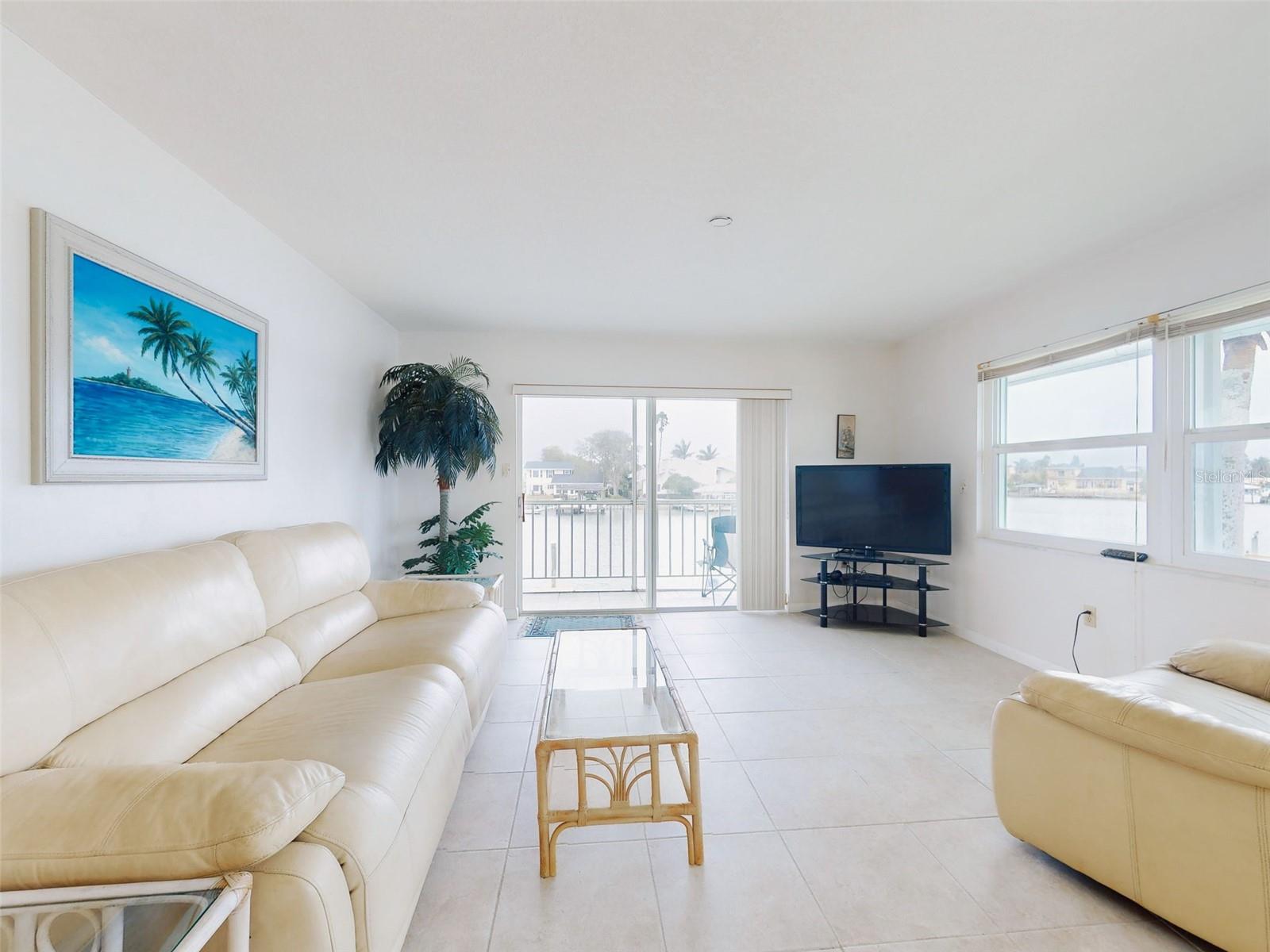 325 CAUSEWAY #E 203, NEW SMYRNA BEACH, FL, 32169