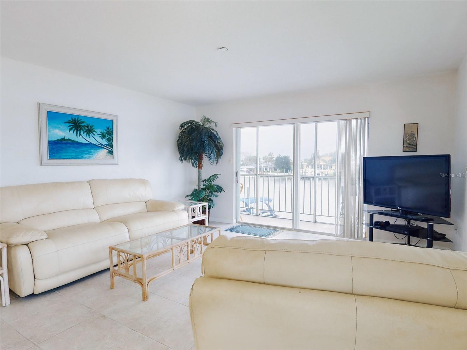 325 CAUSEWAY #E 203, NEW SMYRNA BEACH, FL, 32169
