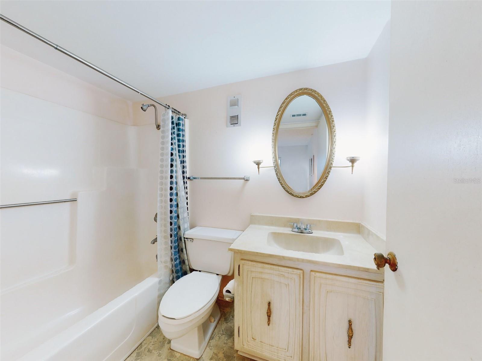 325 CAUSEWAY #E 203, NEW SMYRNA BEACH, FL, 32169