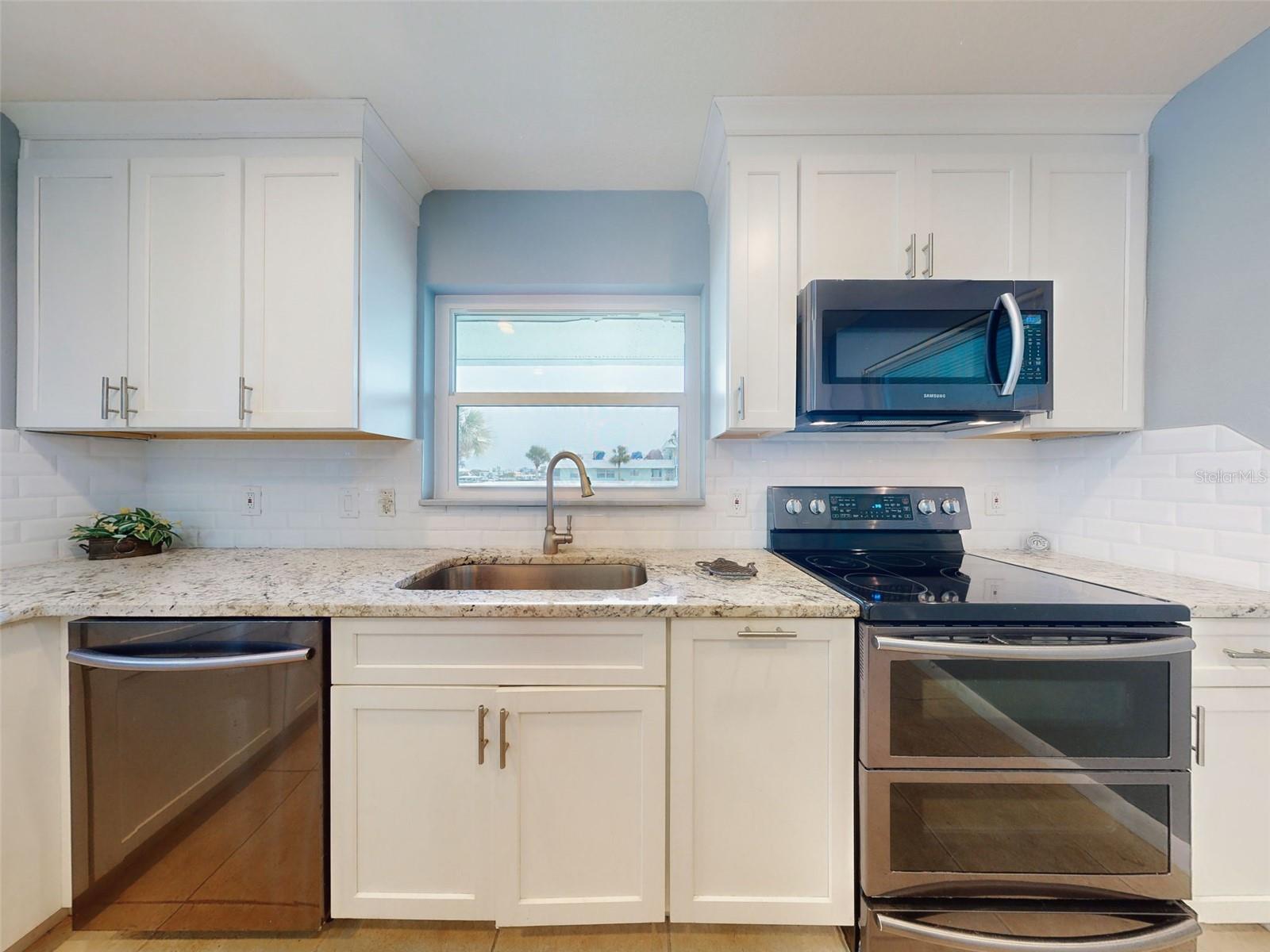 325 CAUSEWAY #E 203, NEW SMYRNA BEACH, FL, 32169