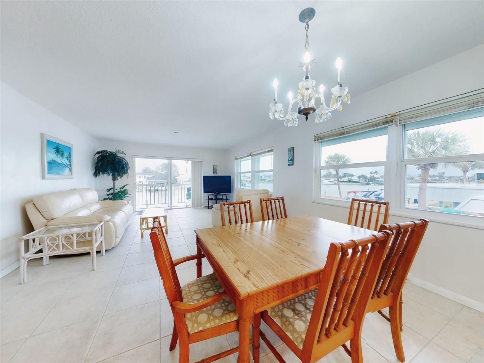 325 CAUSEWAY #E 203, NEW SMYRNA BEACH, FL, 32169