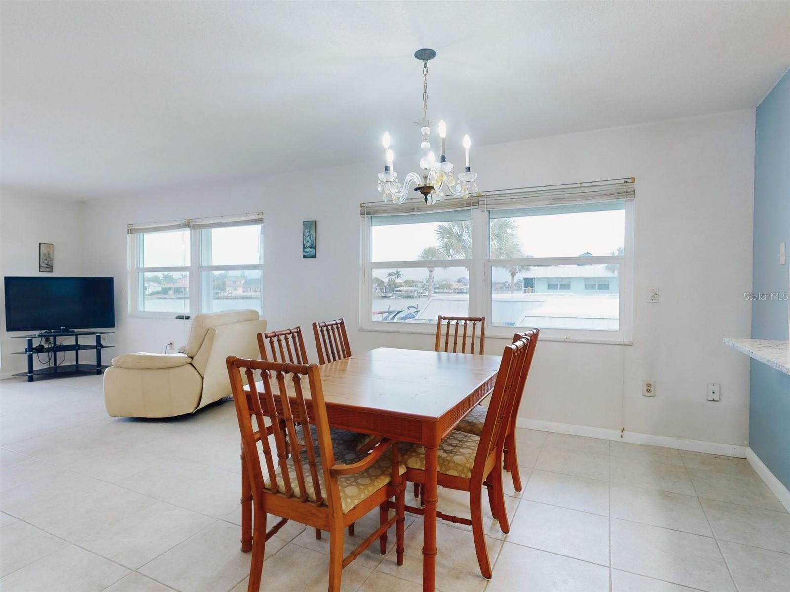 325 CAUSEWAY #E 203, NEW SMYRNA BEACH, FL, 32169