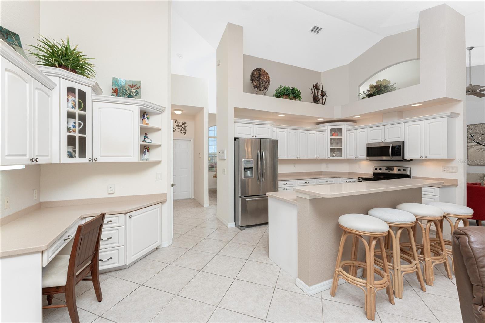 276 LONG MEADOW LN, ROTONDA WEST, FL, 33947