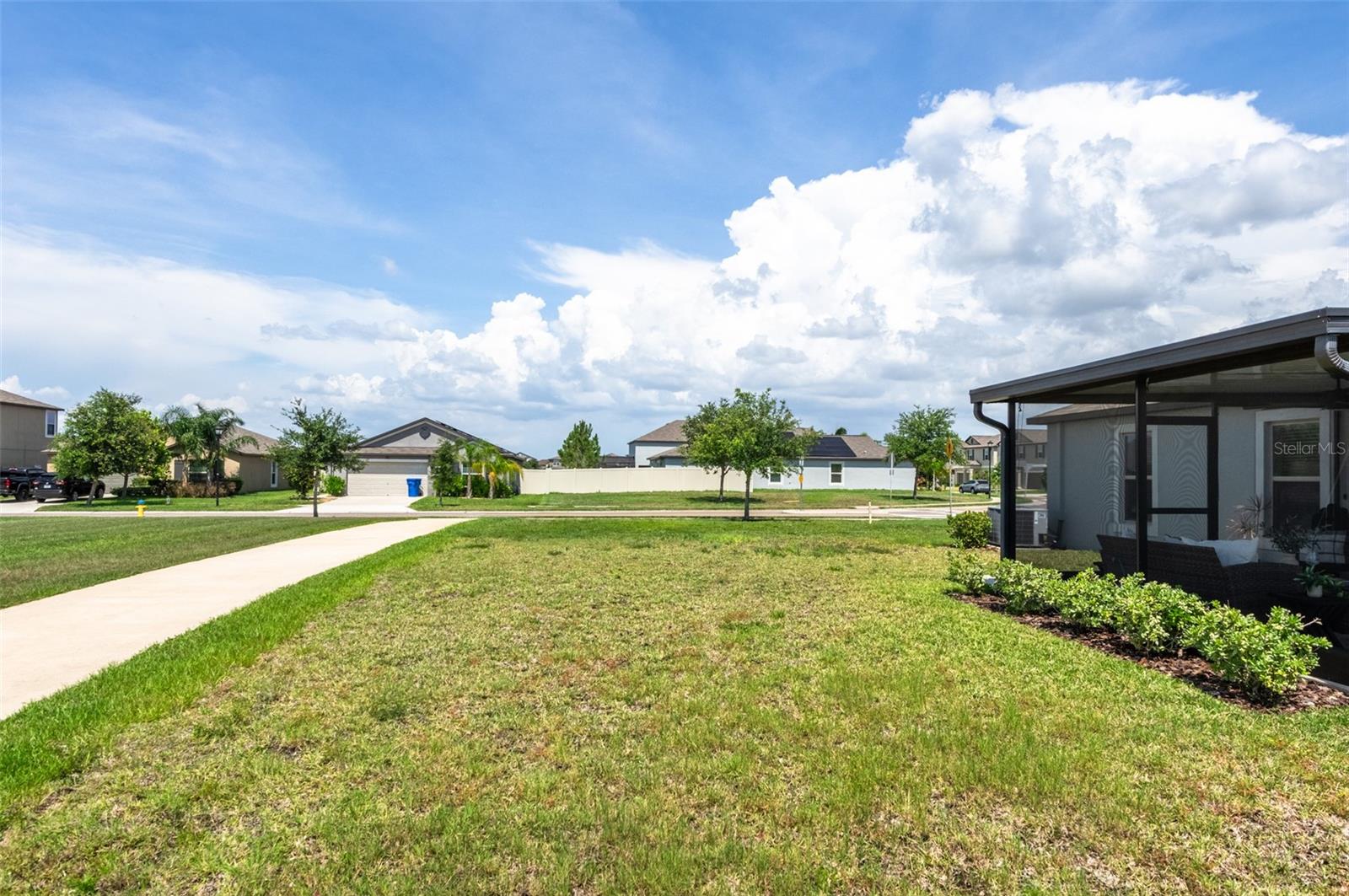 9805 LEMON DROP LOOP, SUN CITY CENTER, FL, 33573
