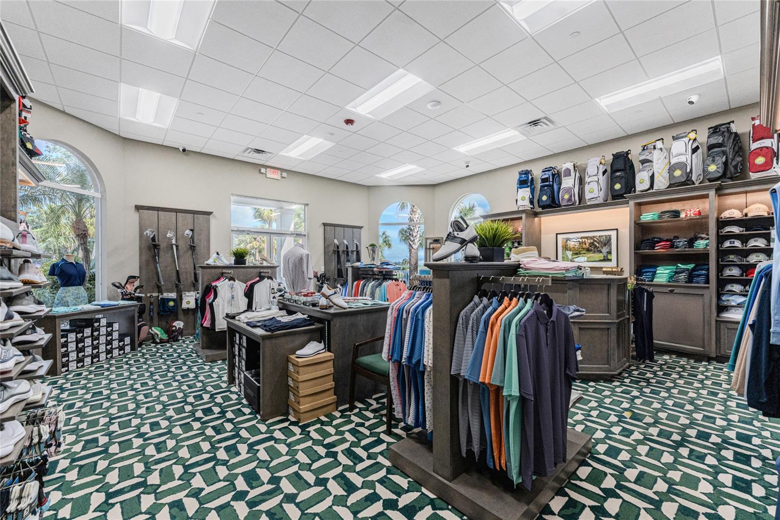 10820 TROPHY DR, ENGLEWOOD, FL, 34223