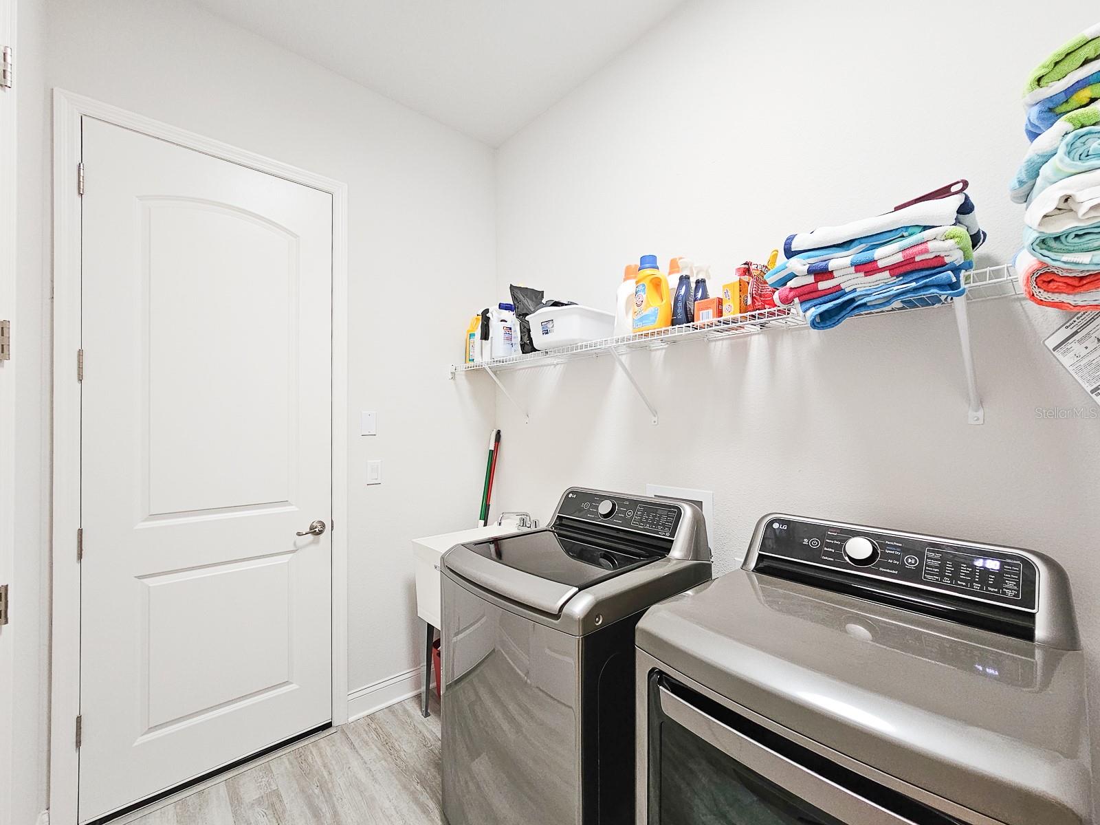8 N LAKEWALK DR, PALM COAST, FL, 32137