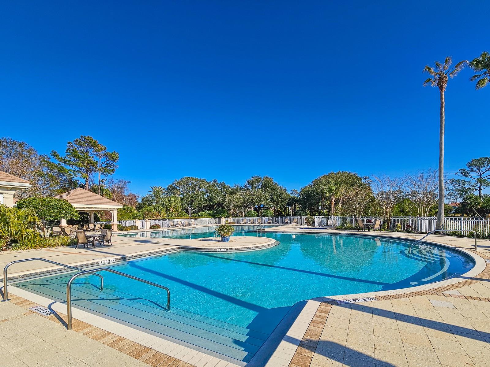 8 N LAKEWALK DR, PALM COAST, FL, 32137
