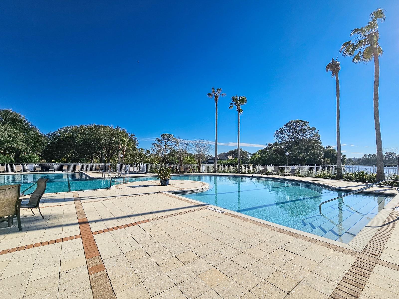 8 N LAKEWALK DR, PALM COAST, FL, 32137