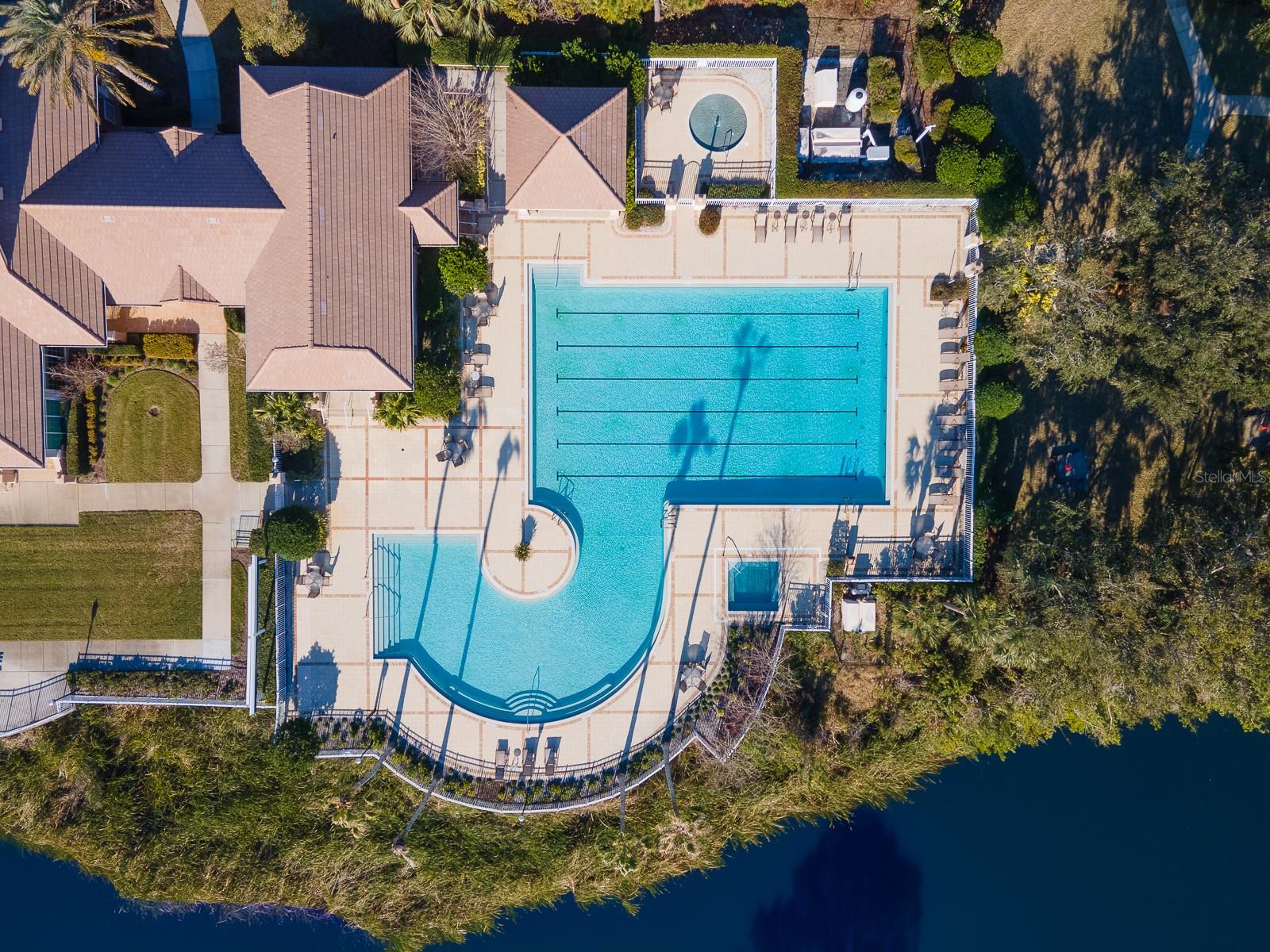 8 N LAKEWALK DR, PALM COAST, FL, 32137