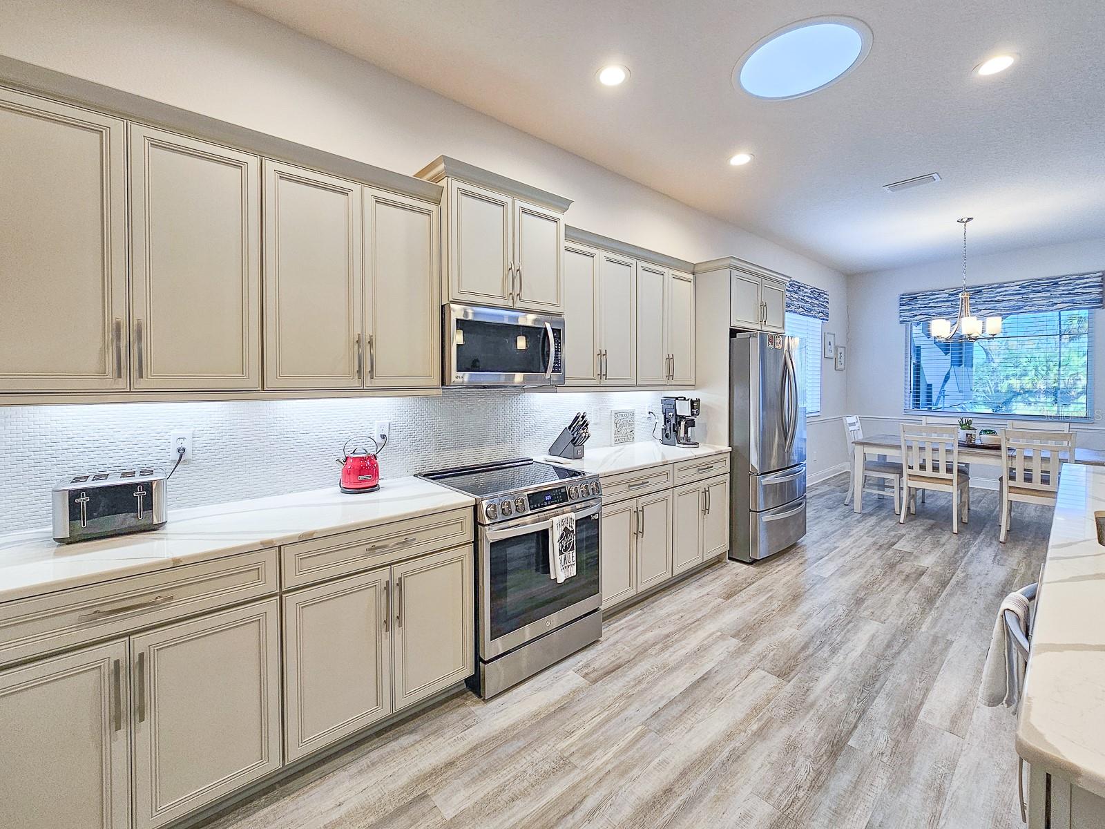 8 N LAKEWALK DR, PALM COAST, FL, 32137