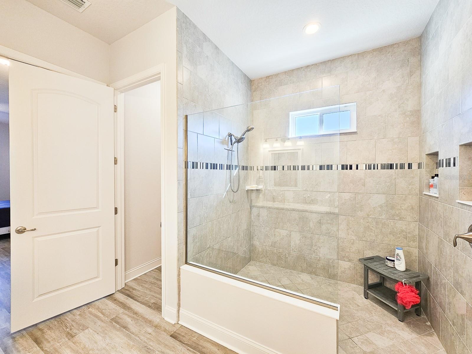 8 N LAKEWALK DR, PALM COAST, FL, 32137