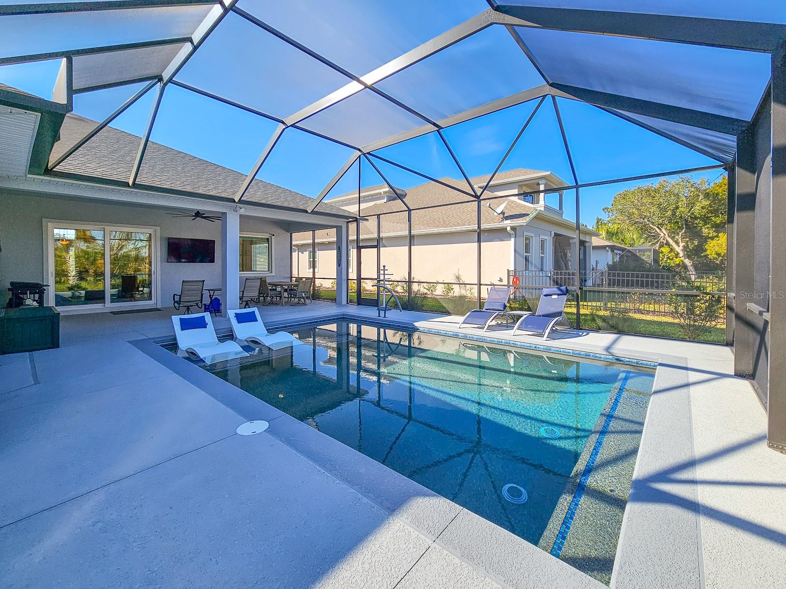 8 N LAKEWALK DR, PALM COAST, FL, 32137
