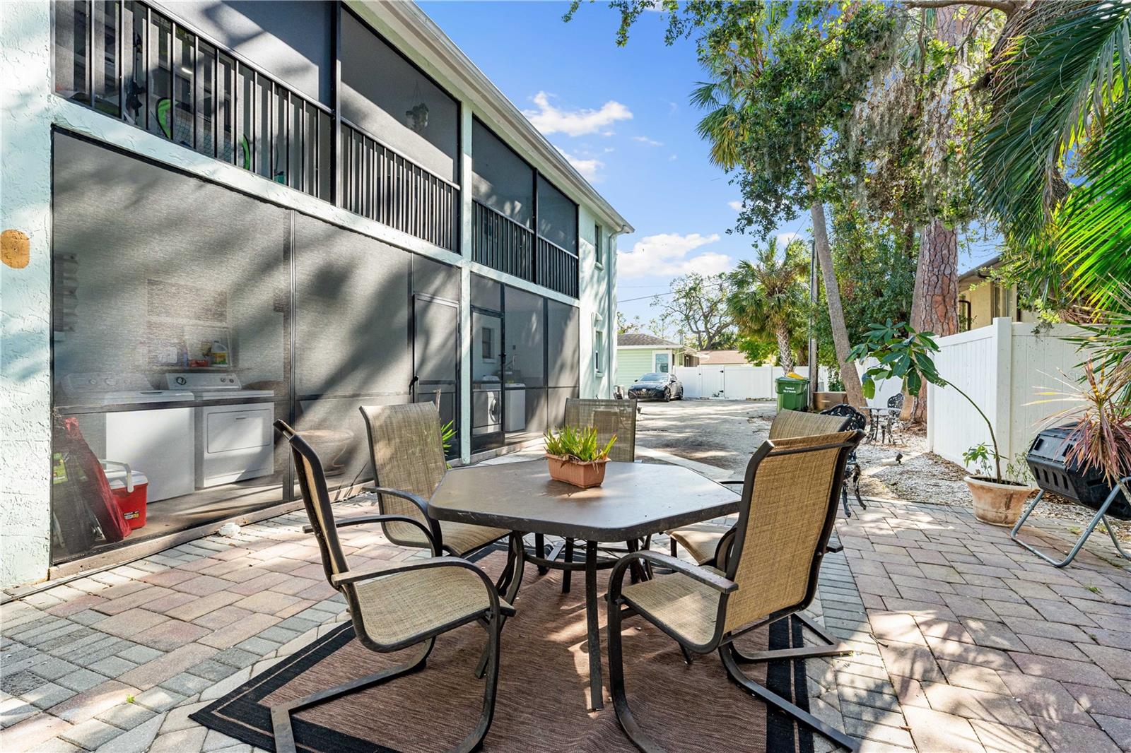 616 MADISON CT, SARASOTA, FL, 34236