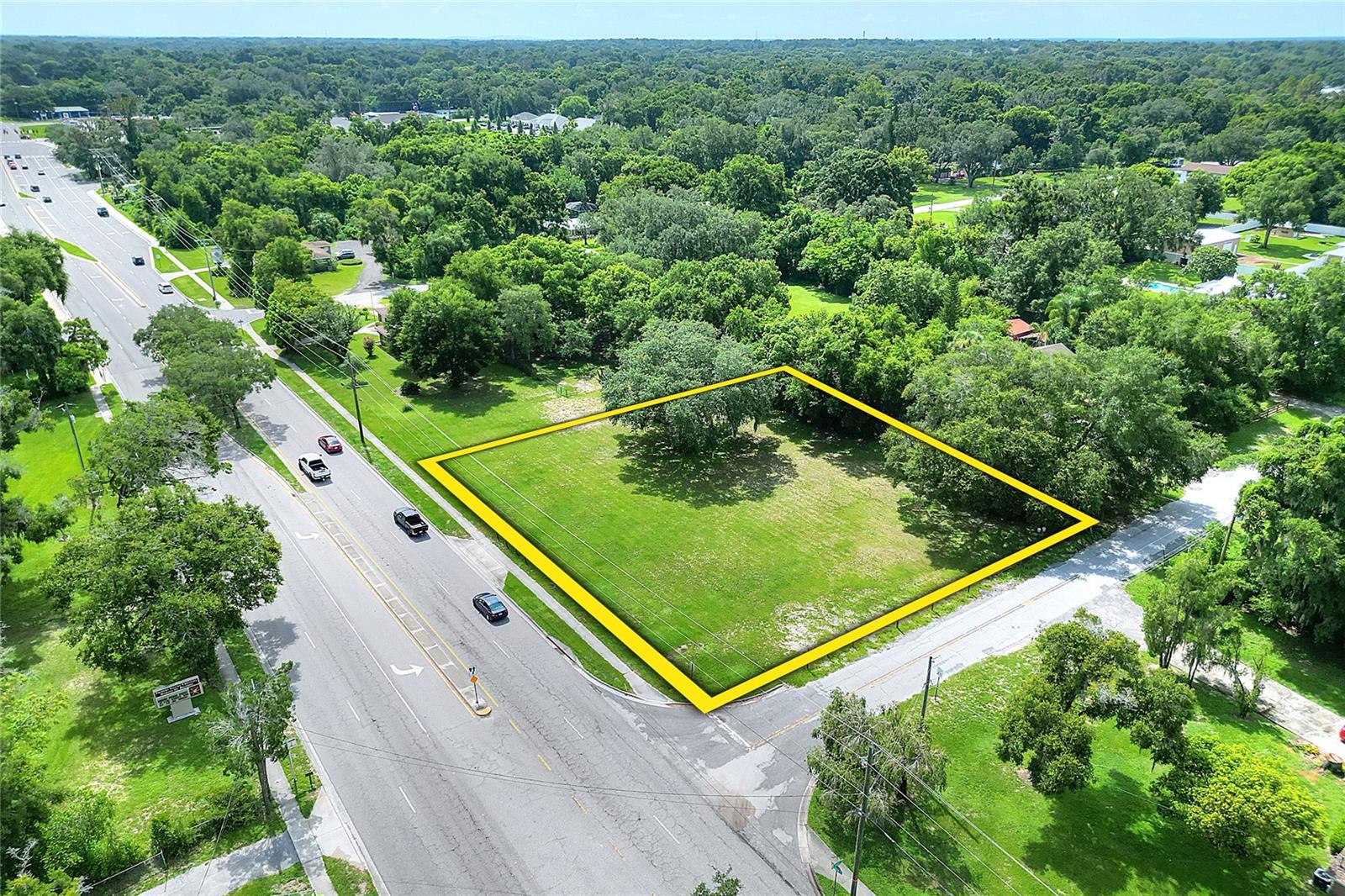 703 E LUMSDEN RD, BRANDON, FL, 33511