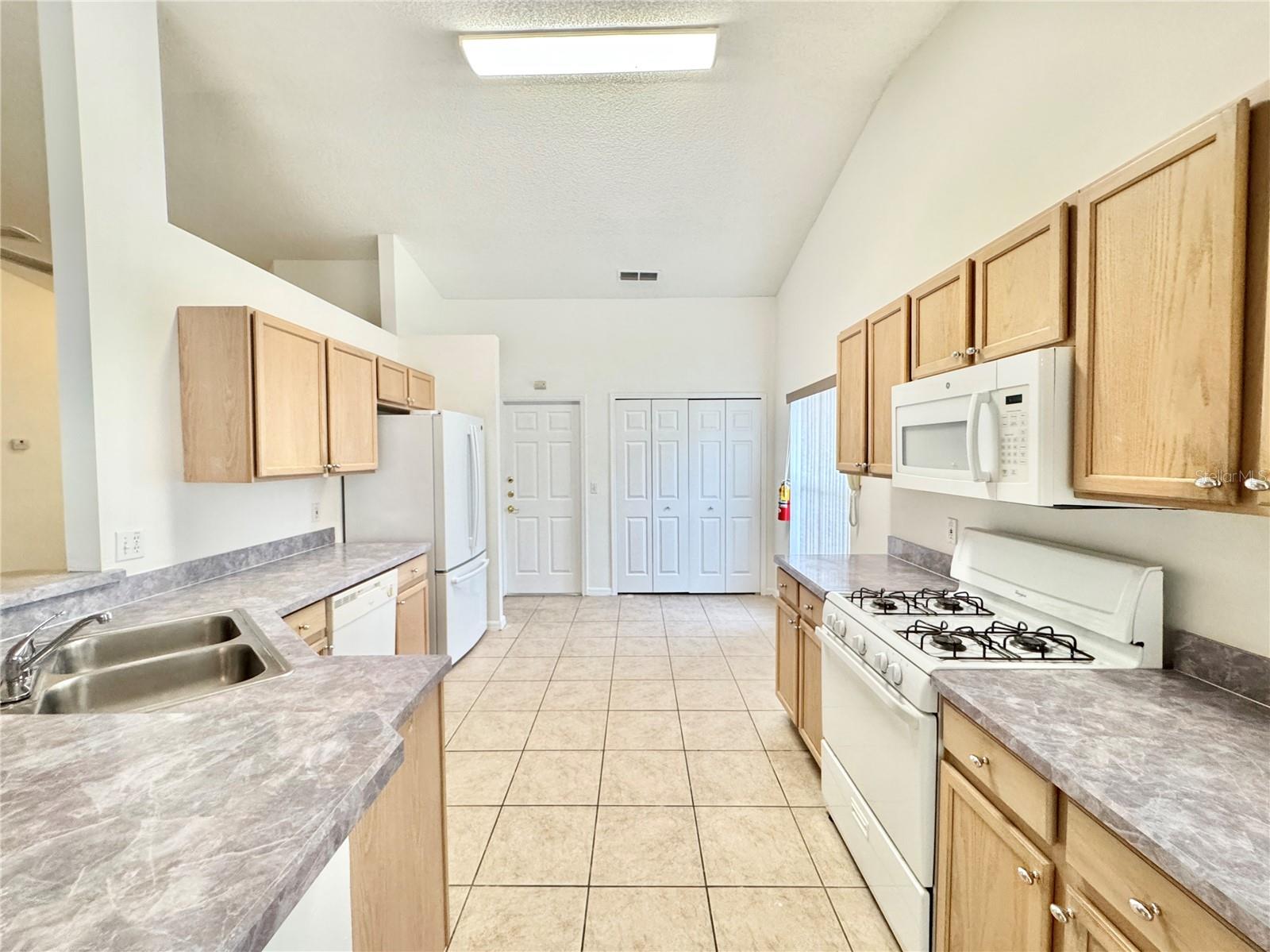 1558 INDIAN OAKS TRL, KISSIMMEE, FL, 34747