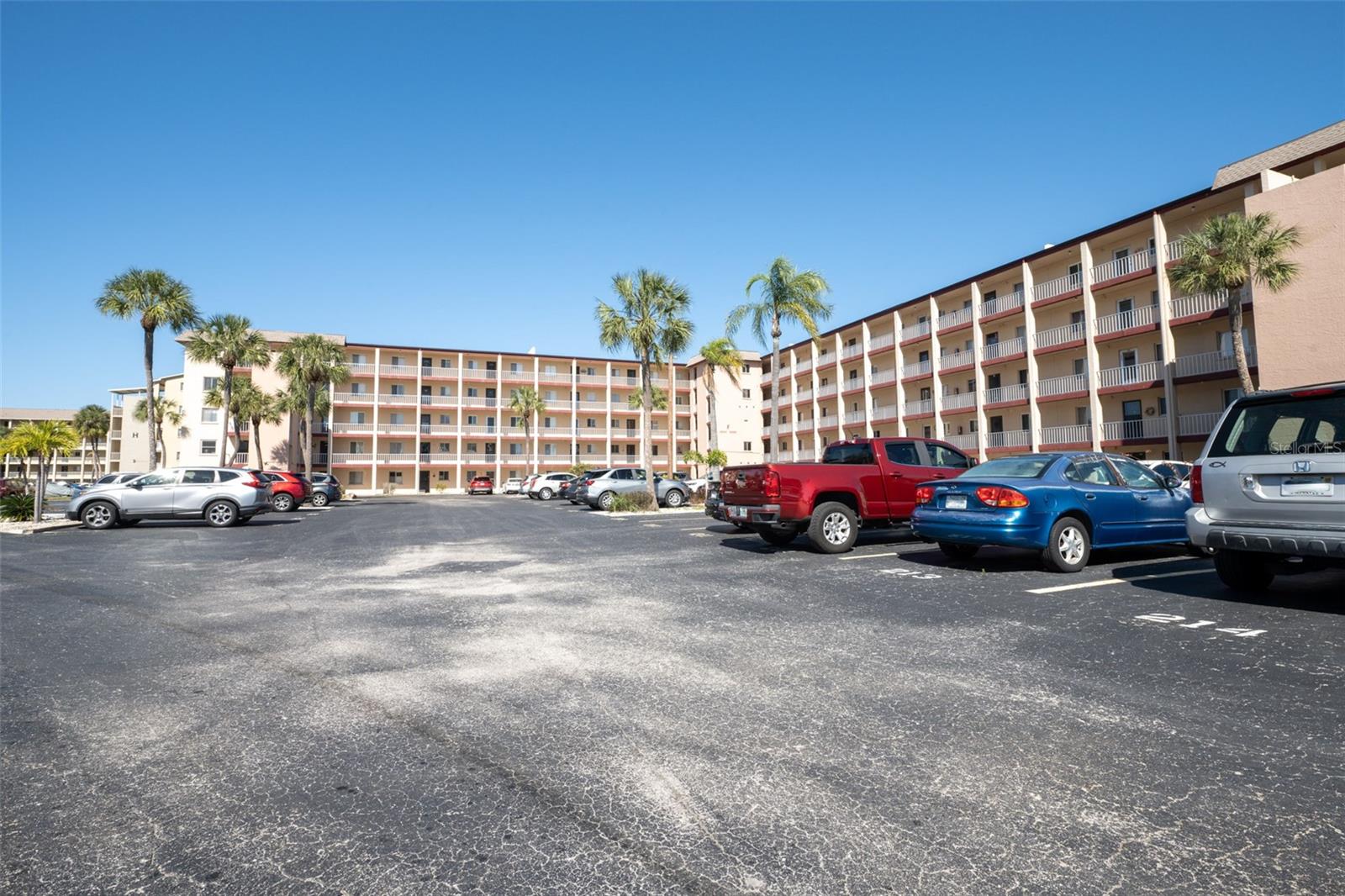 3951 LAKE BAYSHORE DR #F408, BRADENTON, FL, 34205