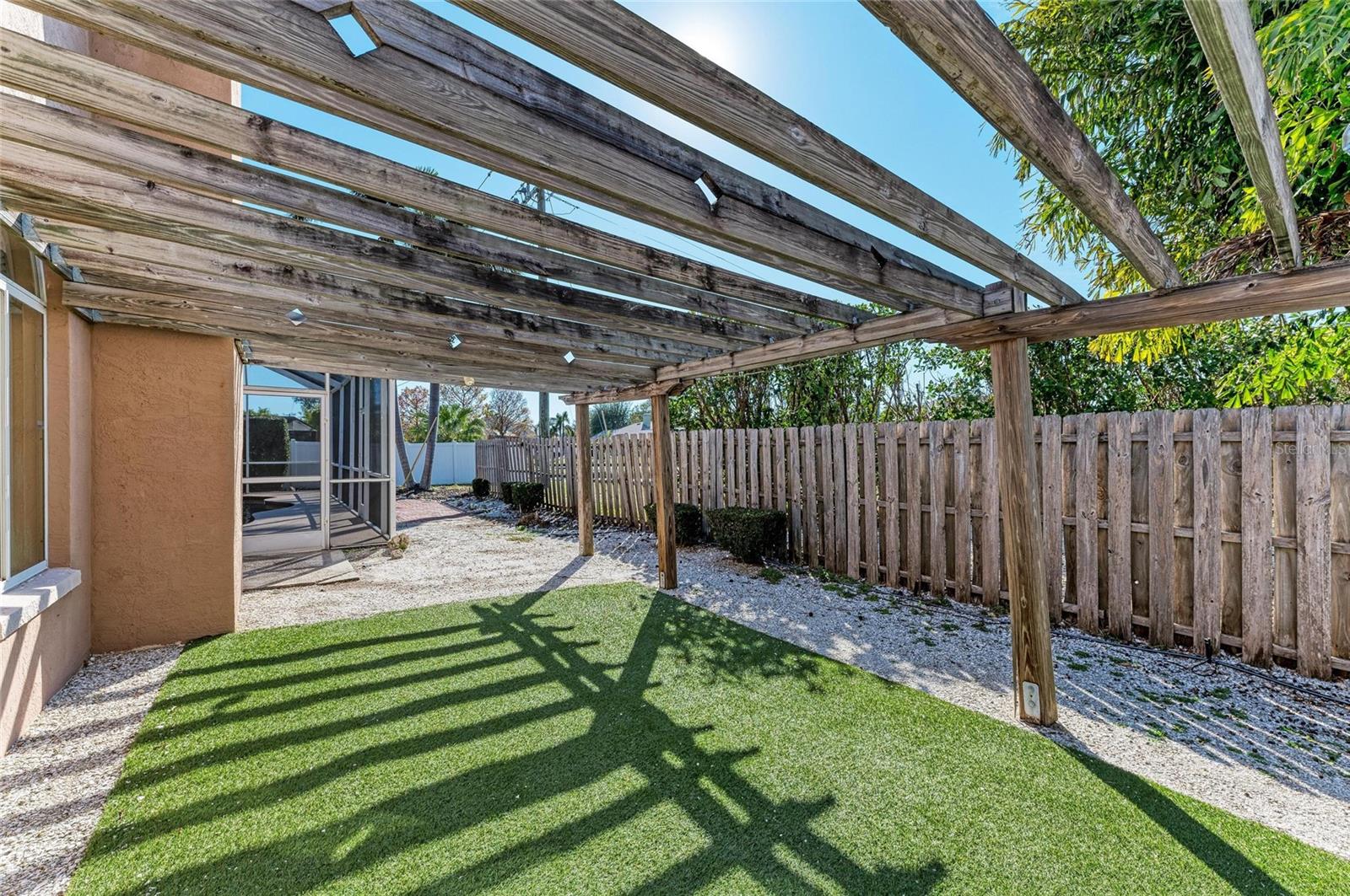 1104 83RD ST NW, BRADENTON, FL, 34209