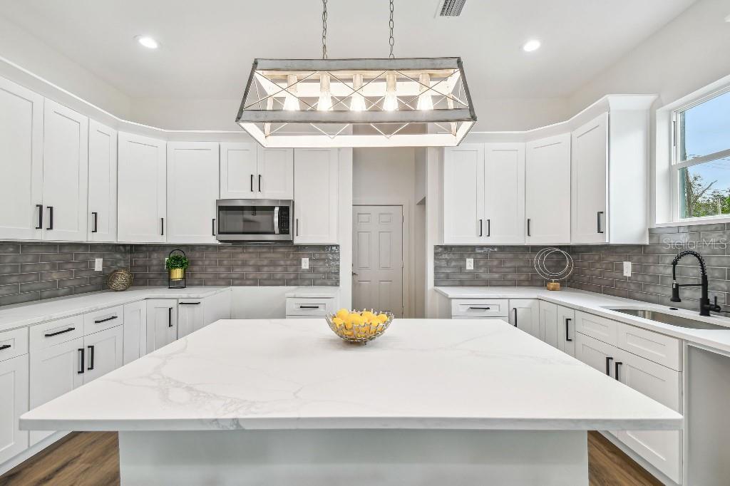 3467 17TH AVE S, ST PETERSBURG, FL, 33701