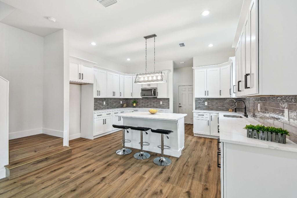 3467 17TH AVE S, ST PETERSBURG, FL, 33701
