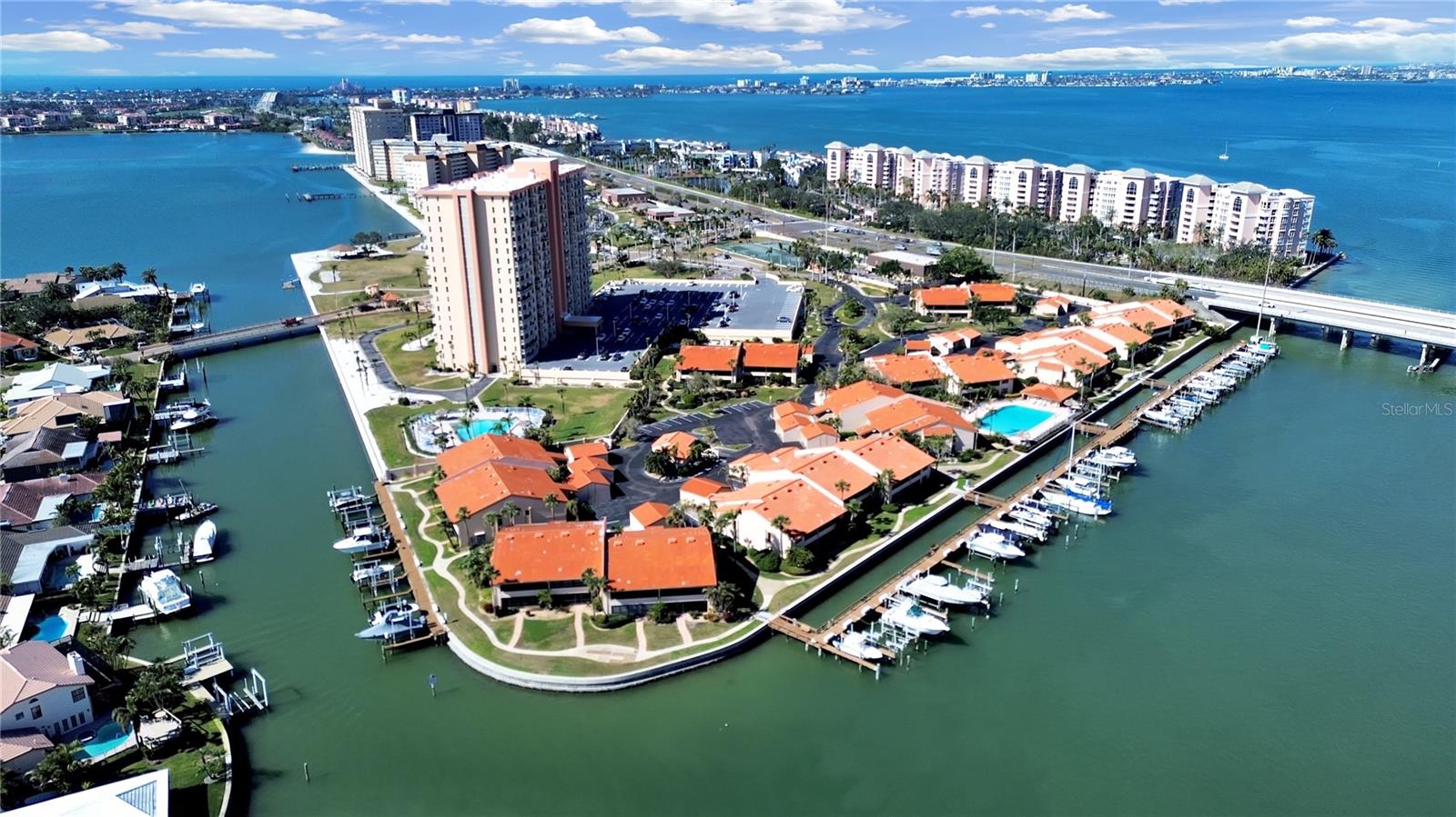 4720 BRITTANY DR S #140, ST PETERSBURG, FL, 33715