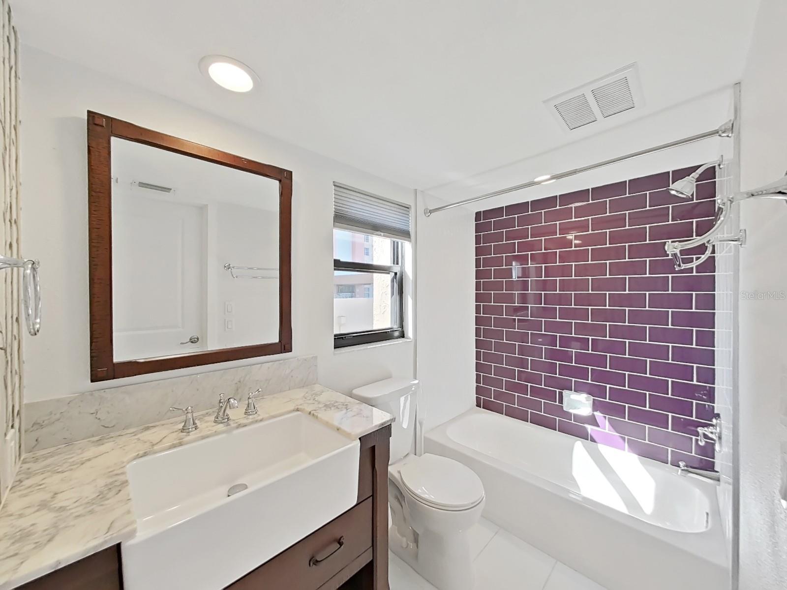 4720 BRITTANY DR S #140, ST PETERSBURG, FL, 33715
