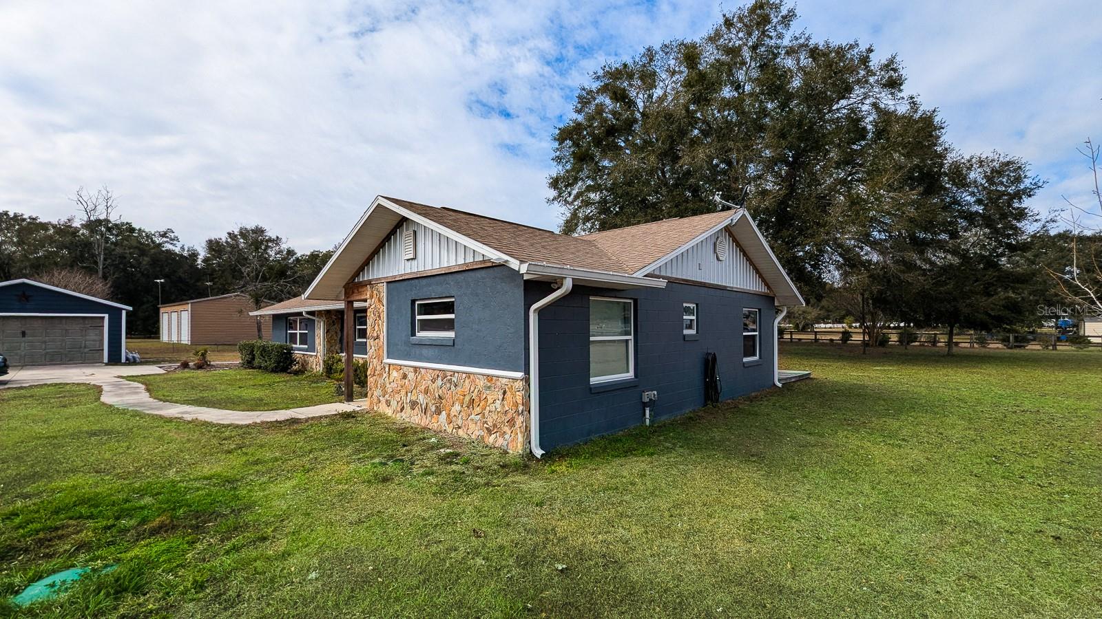 2405 SE 157TH LANE RD, SUMMERFIELD, FL, 34491