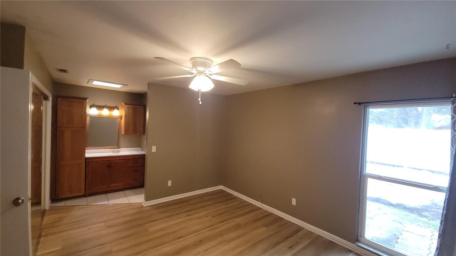 7318 SUNSHINE CIR, TAMPA, FL, 33634