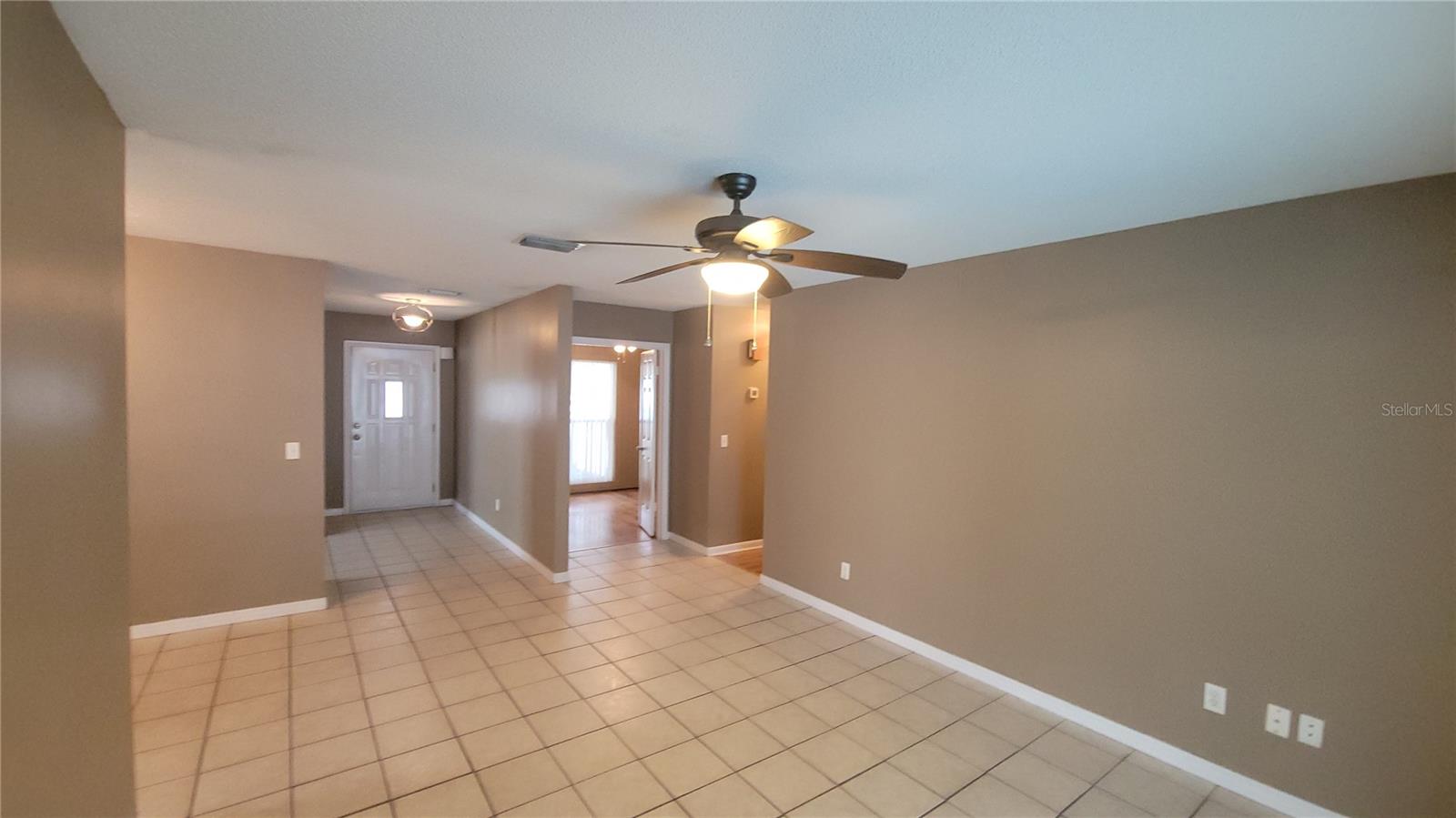7318 SUNSHINE CIR, TAMPA, FL, 33634