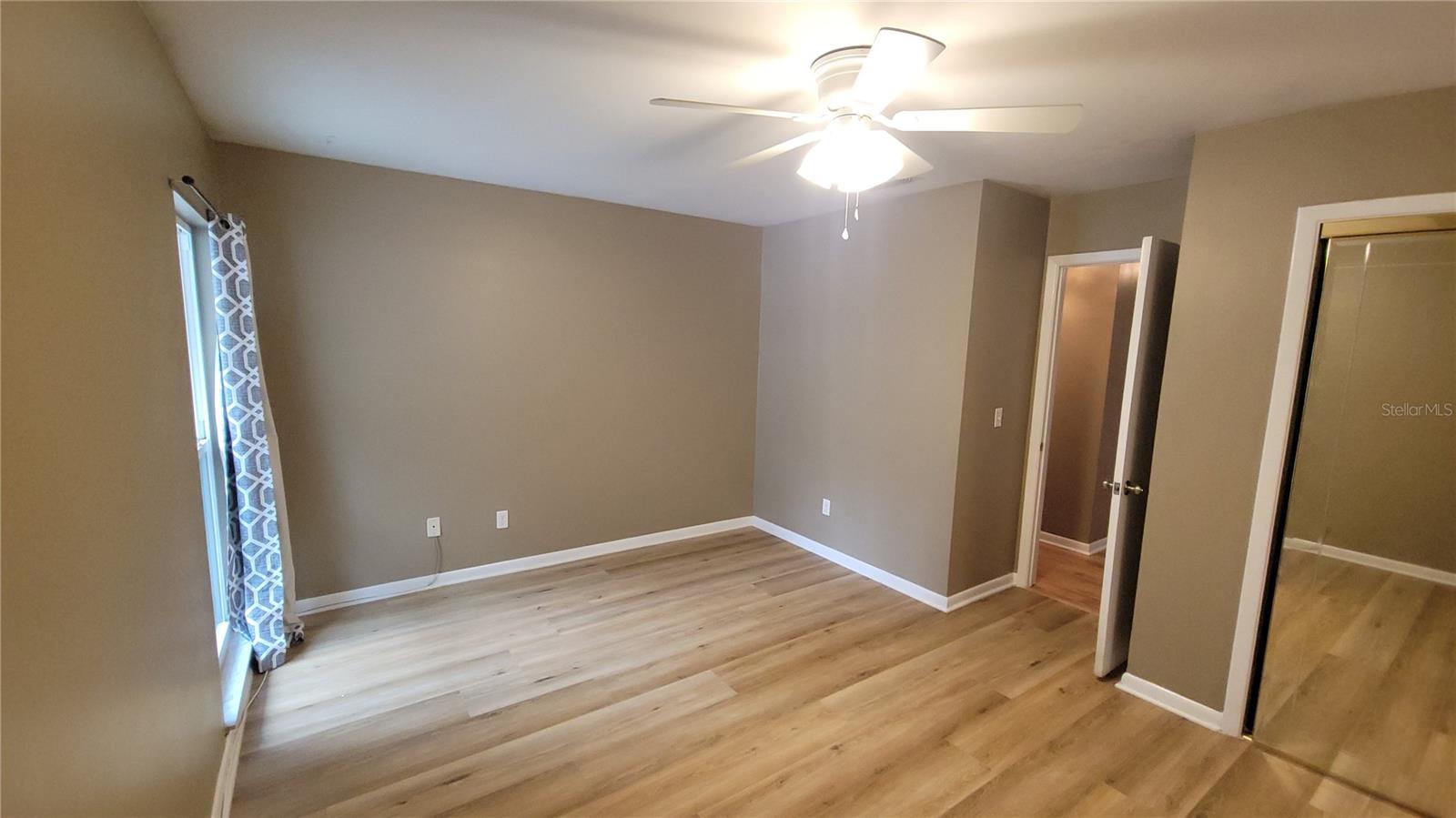 7318 SUNSHINE CIR, TAMPA, FL, 33634