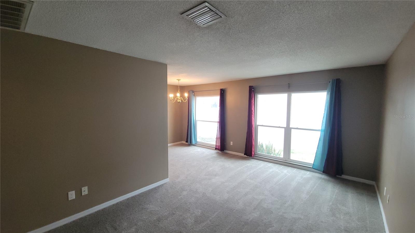 7318 SUNSHINE CIR, TAMPA, FL, 33634