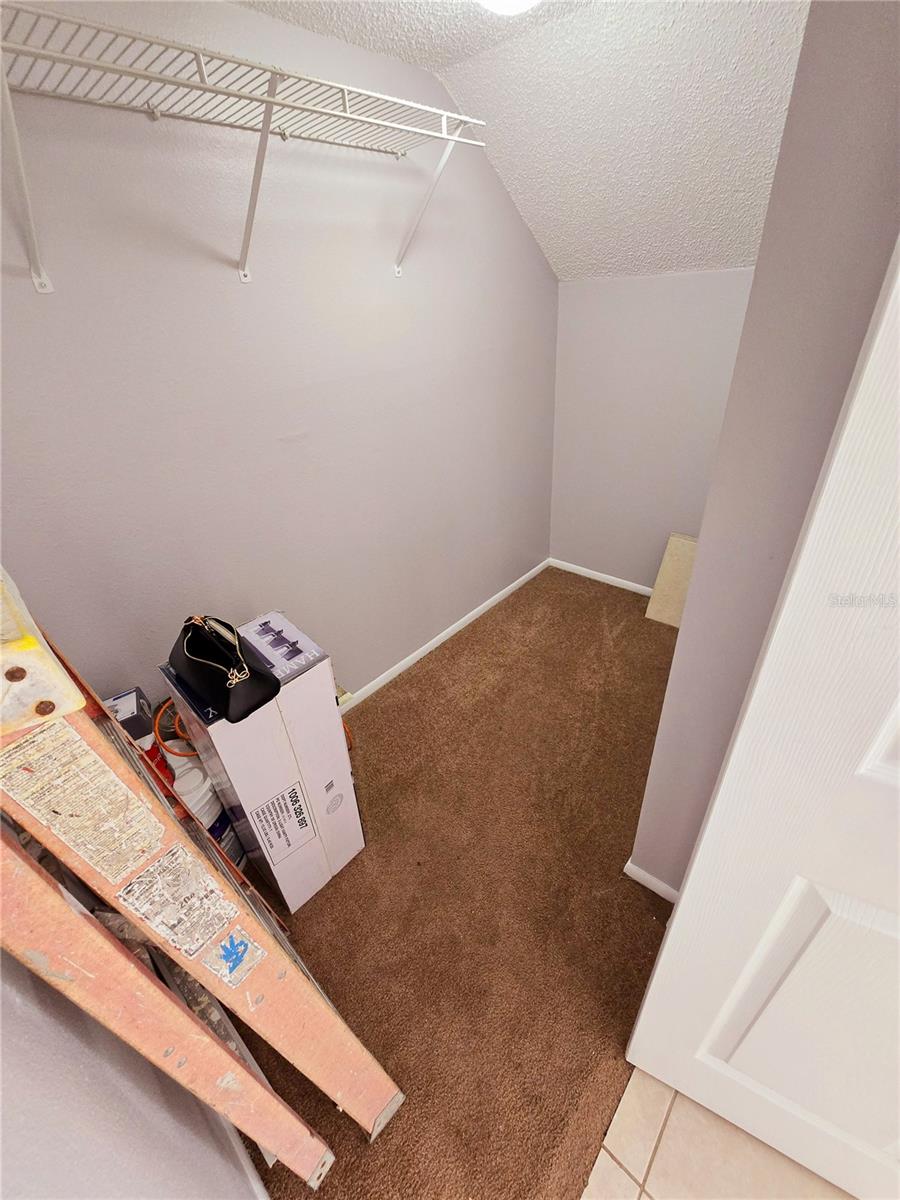 5542 BAYWATER DR, TAMPA, FL, 33615