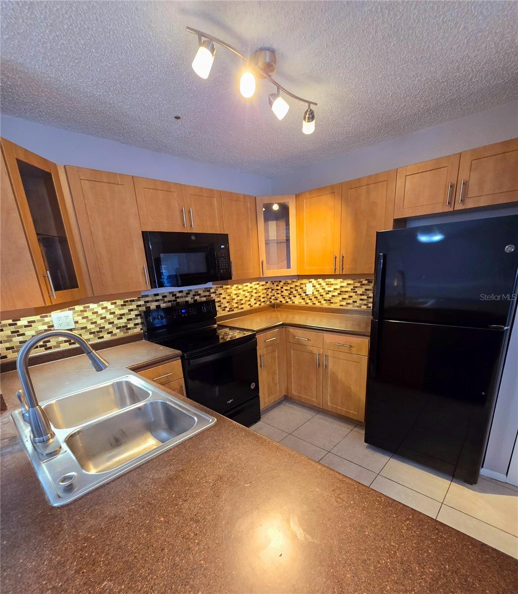 5542 BAYWATER DR, TAMPA, FL, 33615