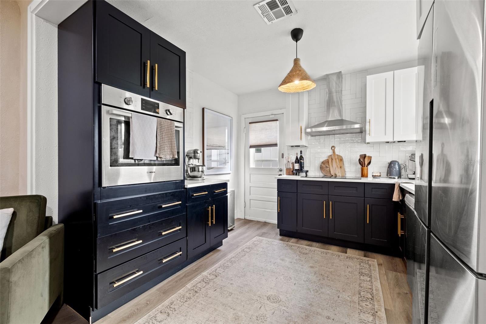 3731 6TH AVE N, ST PETERSBURG, FL, 33713