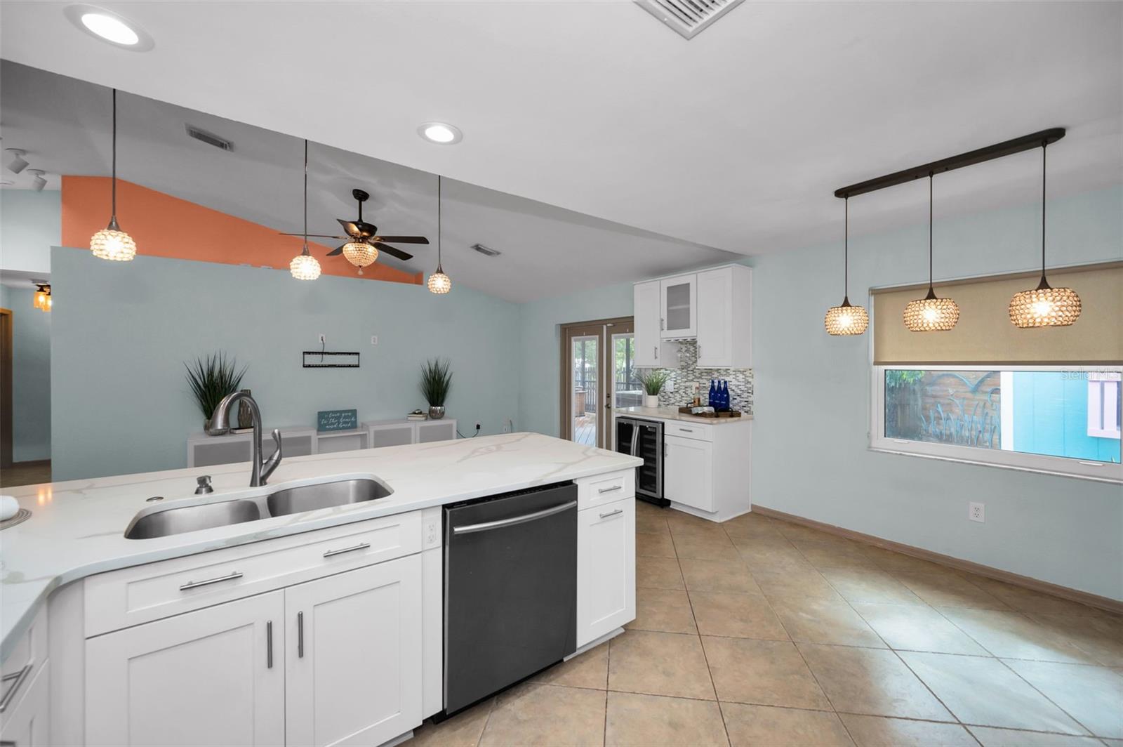 663 ATHENS ST, DUNEDIN, FL, 34698