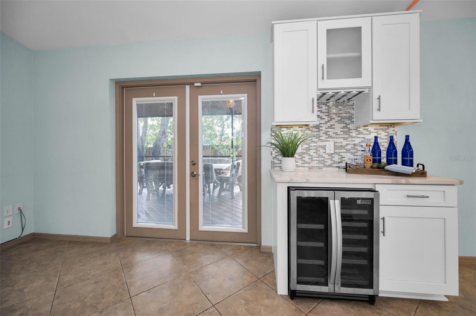 663 ATHENS ST, DUNEDIN, FL, 34698