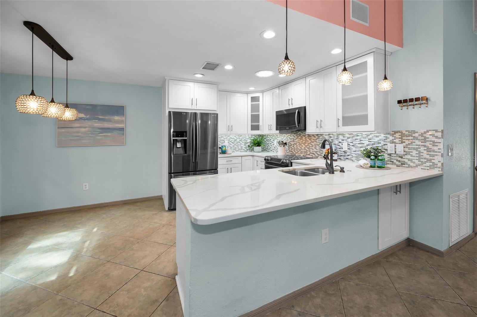 663 ATHENS ST, DUNEDIN, FL, 34698
